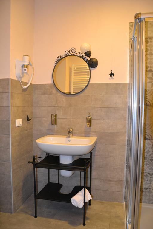 B&B Le Darsene Cannobio Quarto foto
