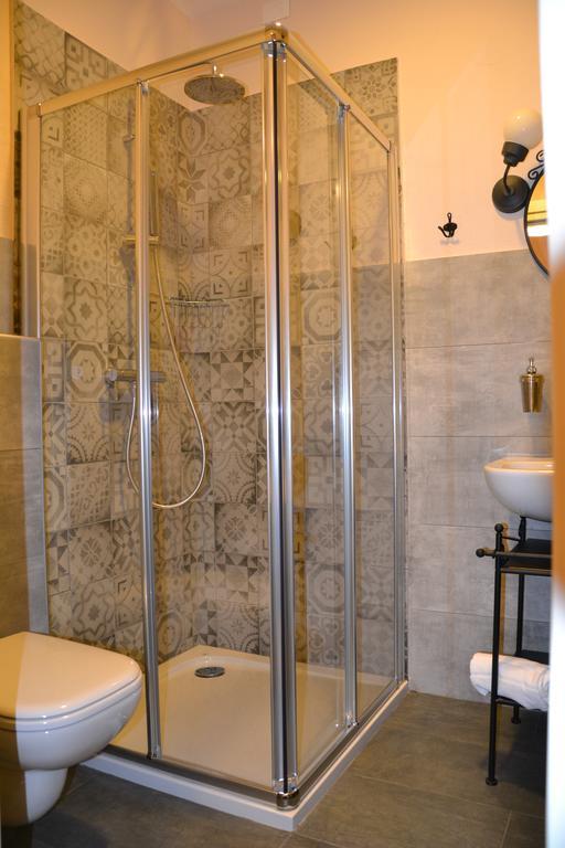 B&B Le Darsene Cannobio Quarto foto